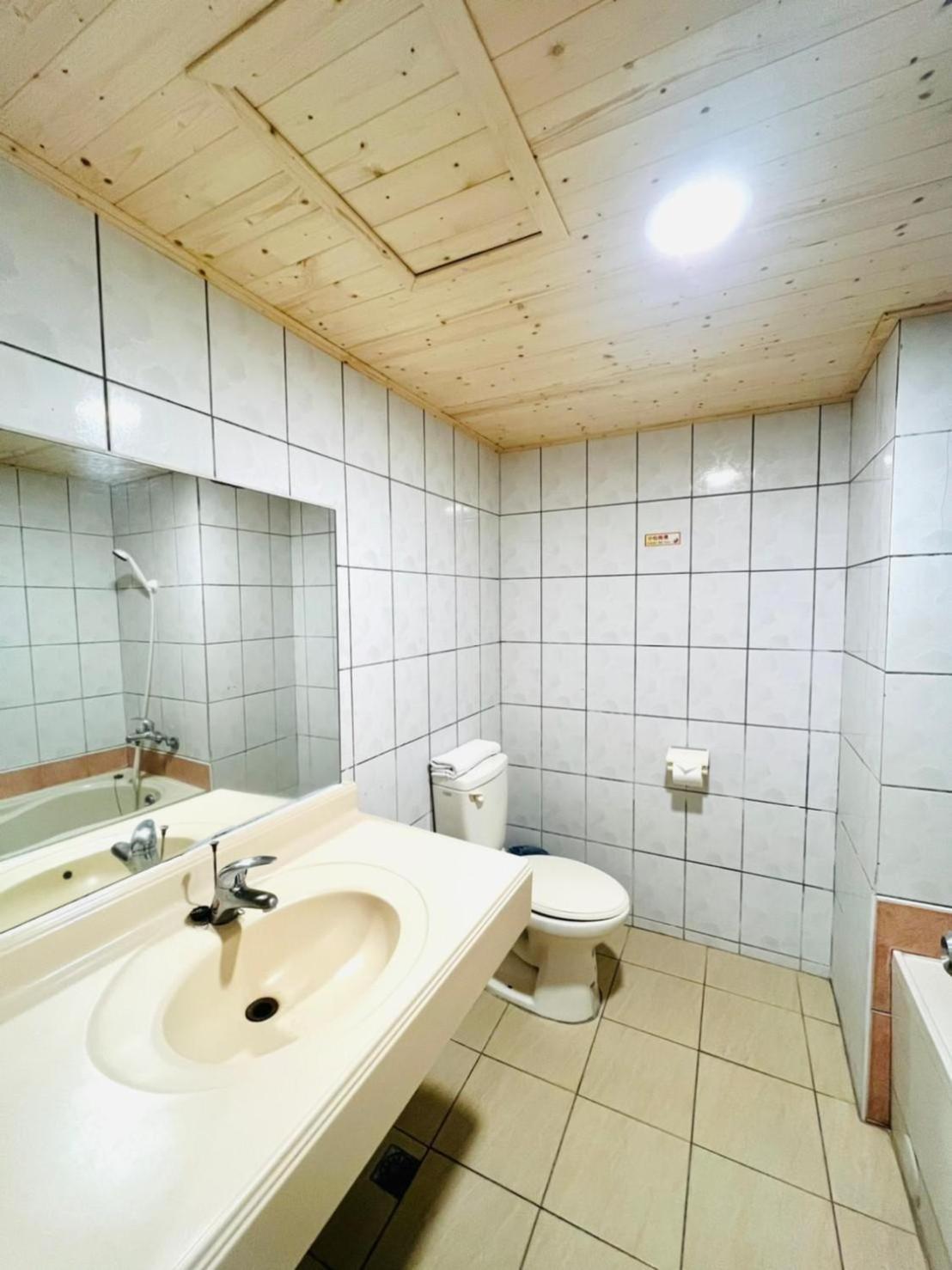 Yawan Hotel Wenquan Eksteriør billede